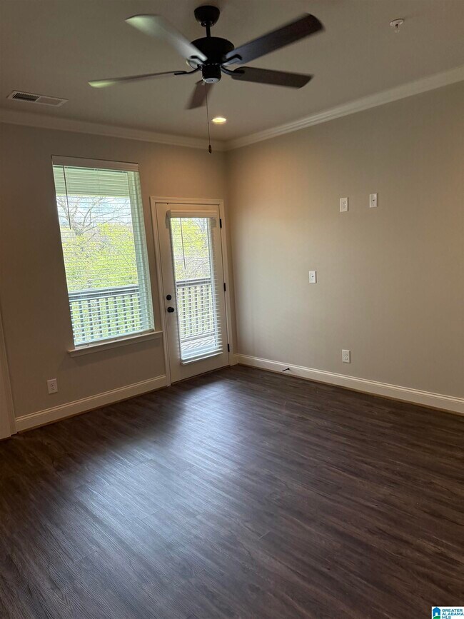 Building Photo - 4307 Lennox Ct
