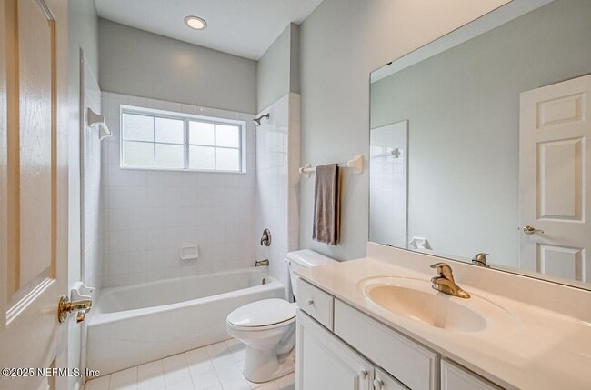 Building Photo - 8205 Bay Tree Ln