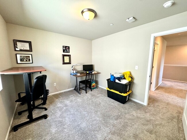 Building Photo - Charming 3-Bedroom Home in DuPont, WA