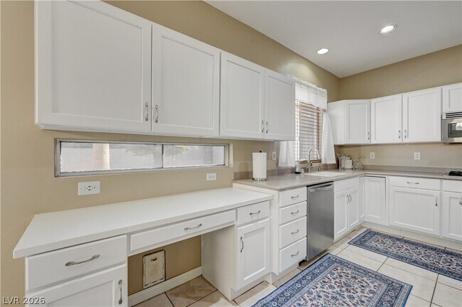 Building Photo - 268 Copper Glow Ct