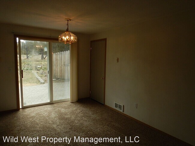 Building Photo - 3 br, 2 bath House - 5314 SE Jerry Drive