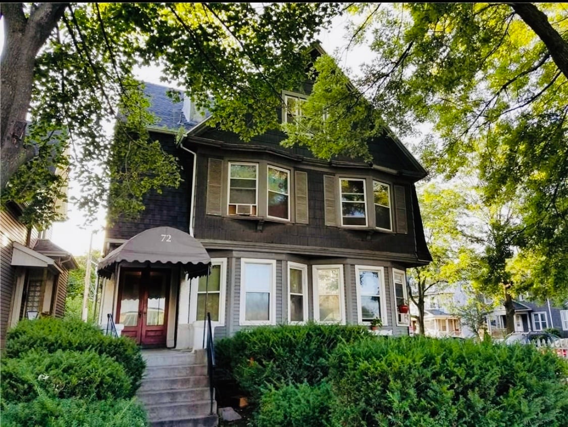 Building Photo - 72 S Union St