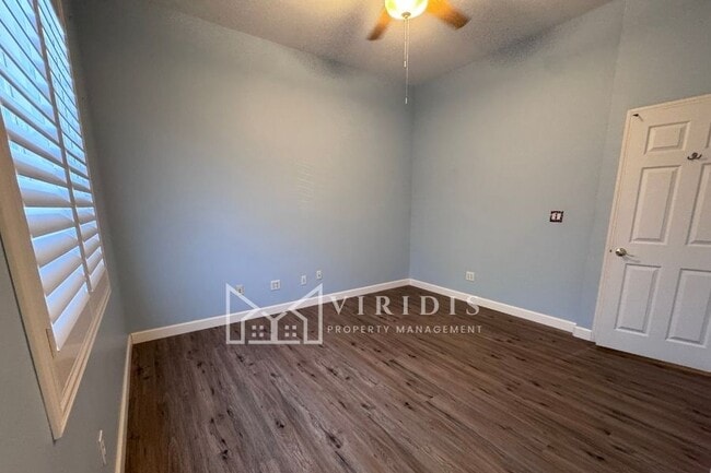 Building Photo - 9303 Via Lugano