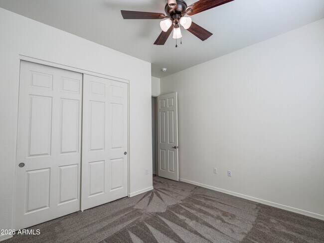 Building Photo - 11000 Cove Dr