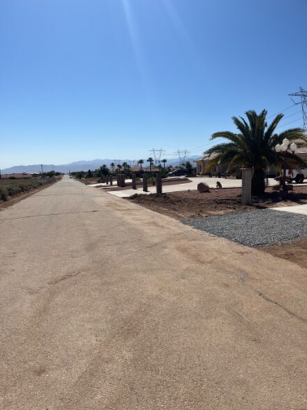 Building Photo - 12327 Farmington St