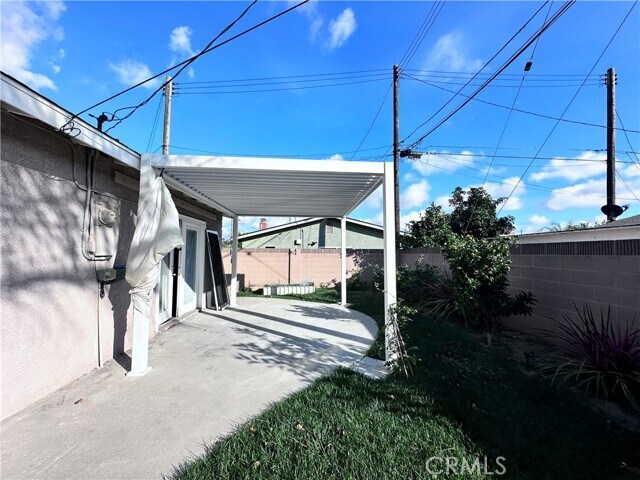 Building Photo - 8682 Camel Cir