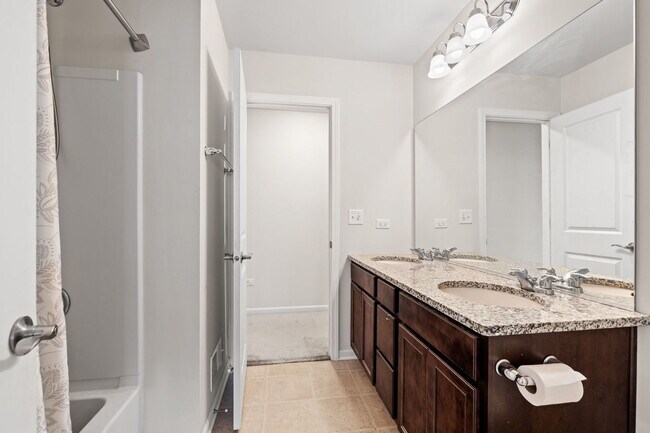 Building Photo - 1523 Bayou Path Dr