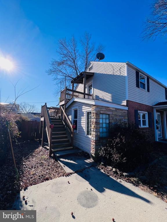 Building Photo - 2616 Arlington Blvd