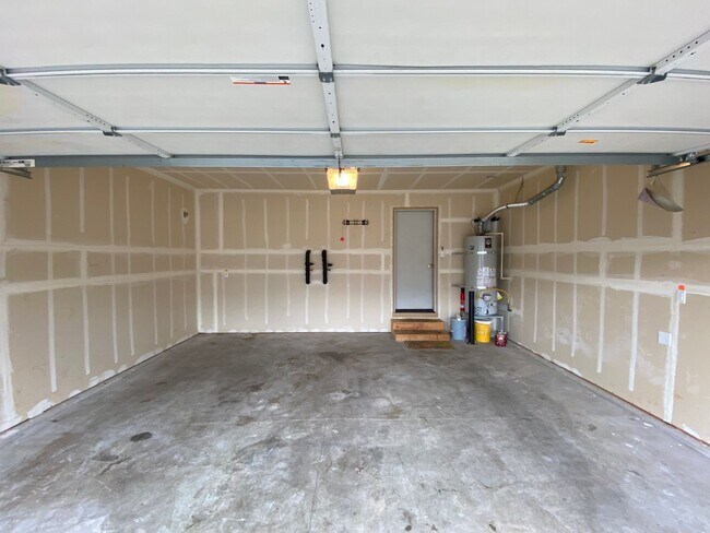 Building Photo - 21367 SE 299th Way