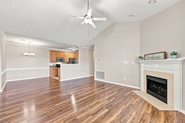 Building Photo - 1320 Kershaw Loop