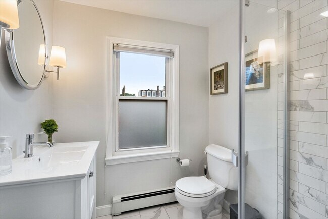 Building Photo - 12 Mystic St