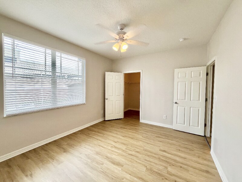 Building Photo - 2403 W Platt St