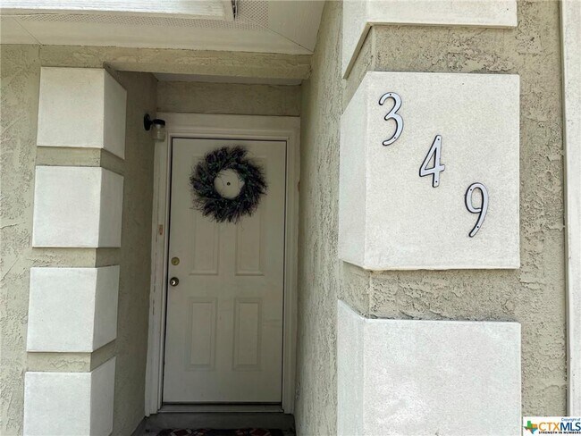 Building Photo - 349 S Water Ln
