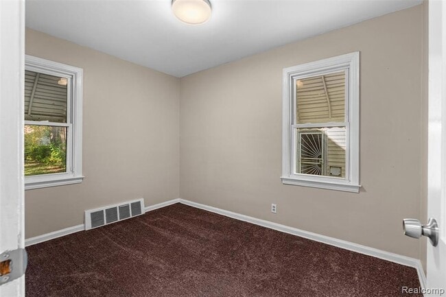 Building Photo - 7419 Asbury Park