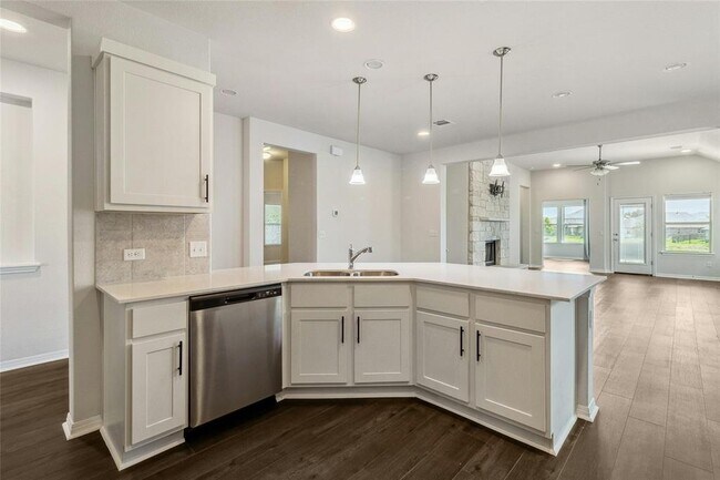 Building Photo - 420 Blue Oak Blvd