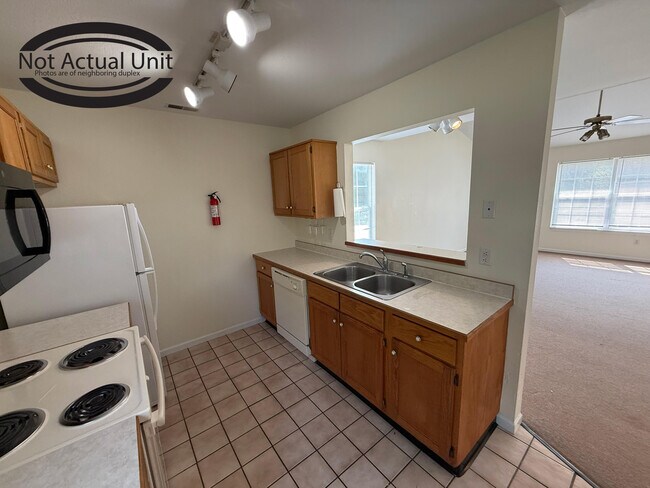 Building Photo - 1330 N Frideriki Dr