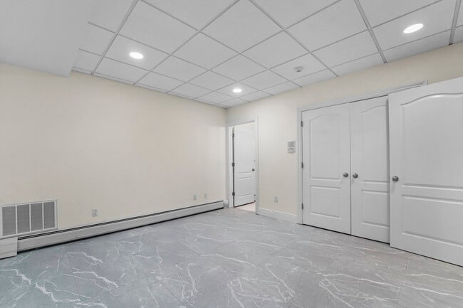 Building Photo - 1 Euclid Rd