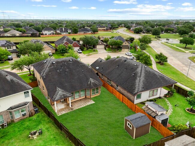 Building Photo - 19415 Bronte Springs Court