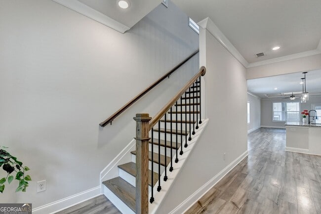 Building Photo - 1854 Westfall Lndg