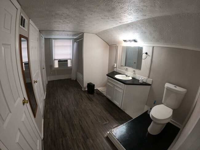 Building Photo - 15th Ave 2023**Raymer