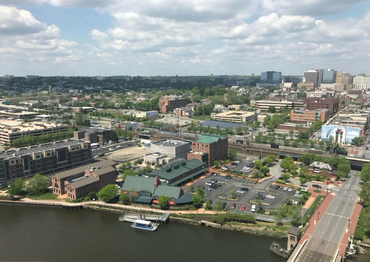 Building Photo - 105 Christina Landing Dr