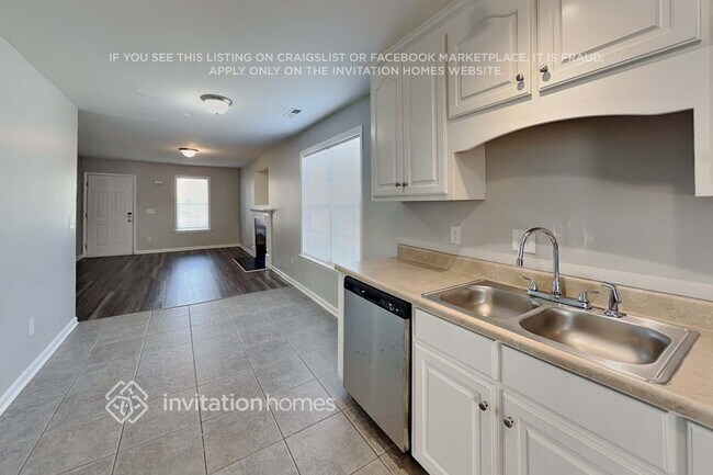 Building Photo - 101 Blackthorne Ct