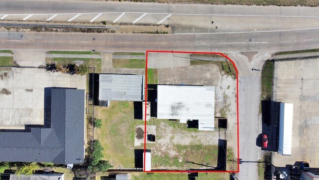 Building Photo - 11605 W Hardy Rd
