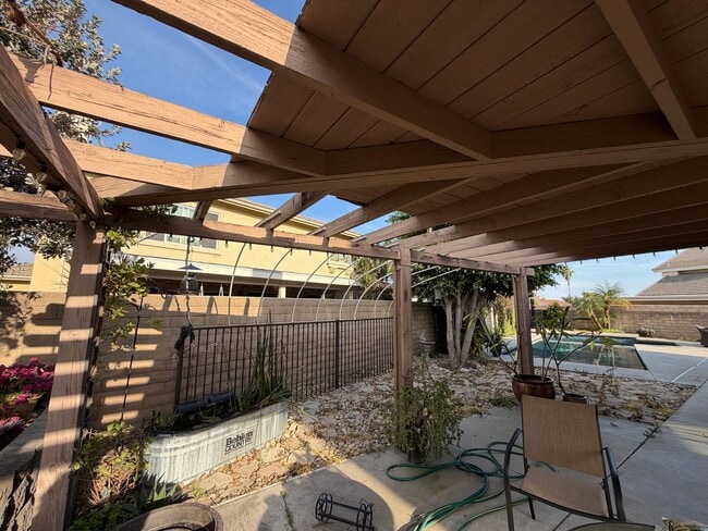 Building Photo - 1848 Eastgate Ave