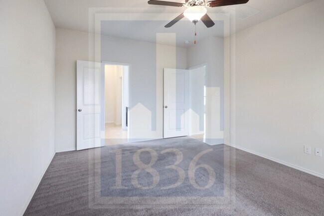 Building Photo - 1040 Chad Lp