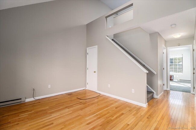 Building Photo - 26 Glen Ridge Ct