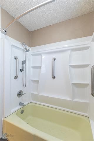 Building Photo - 3642 Hi-Vu Dr