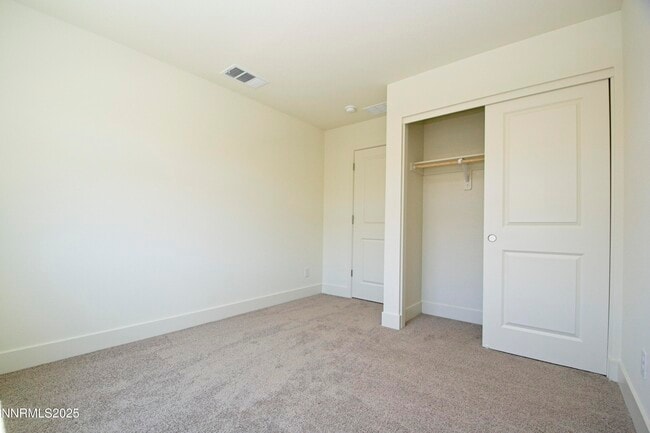 Building Photo - 1636 Prancer St