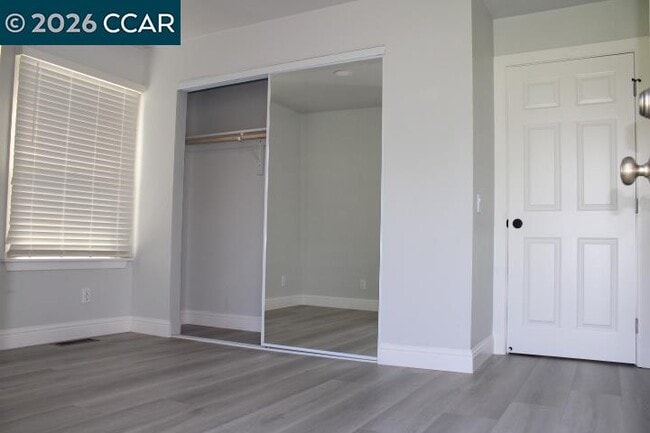 Building Photo - 2680 Appian Way