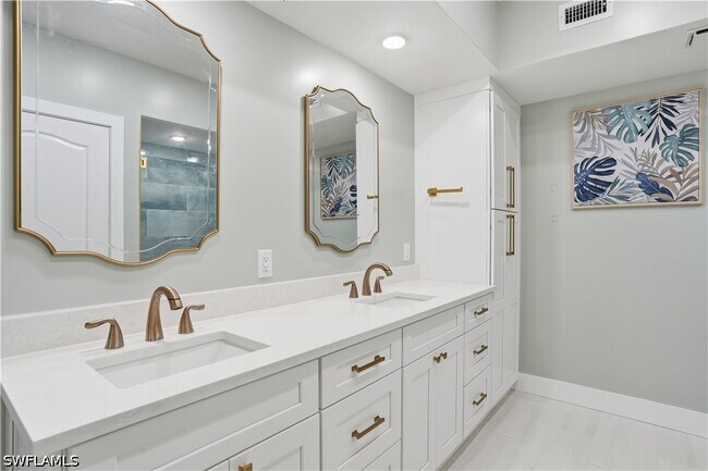 Building Photo - 7671 Pebble Creek Cir