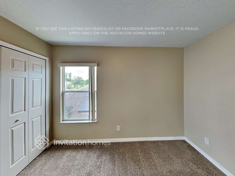 Building Photo - 7203 Wakeview Dr