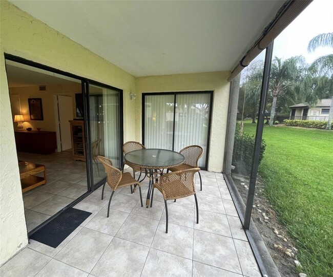 Building Photo - 4648 Longwater Chase