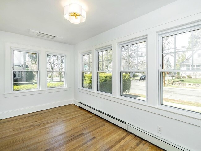 Building Photo - 80 Highland Ave