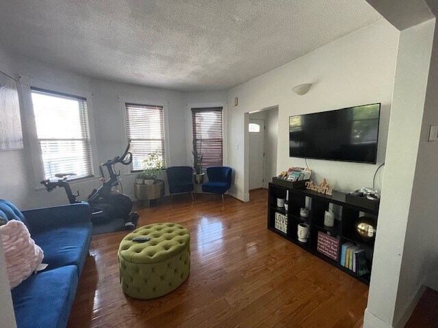 Building Photo - 46 Fiske Ave
