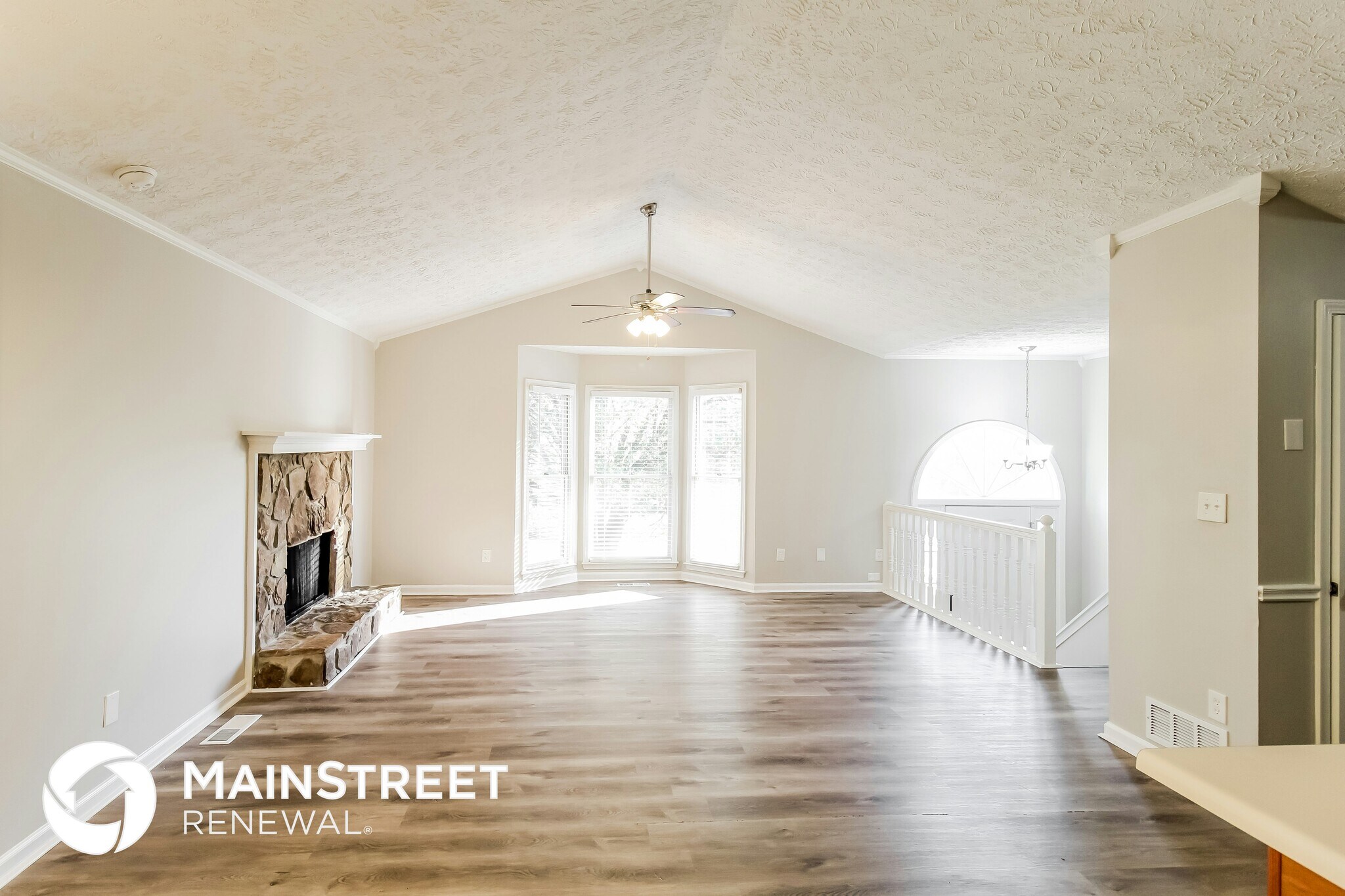 Building Photo - 15 Silverthorne Cir