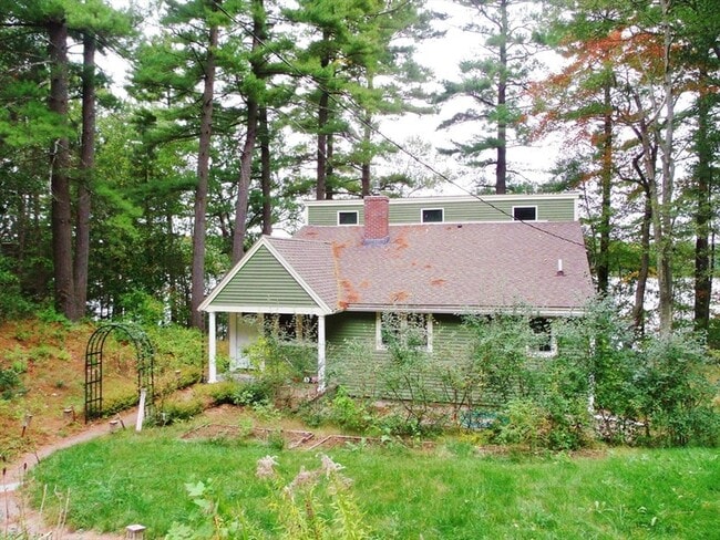 Building Photo - 3 Chipmunk Ln