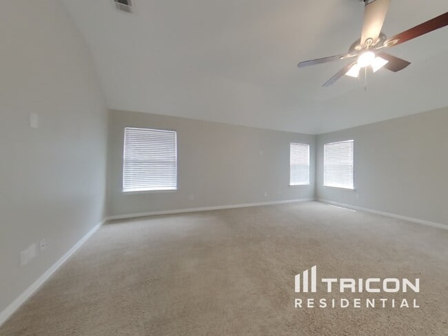 Building Photo - 1016 Oakcrest Drive Providence Village TX