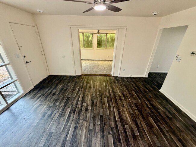 Building Photo - Kenton 3BR/2BA Single-Level Home | Private Yard, W/D Included & Off-Street Parking
