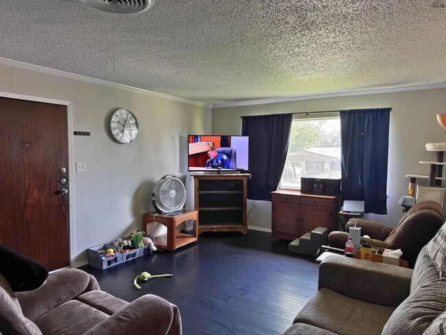 Building Photo - 1609 Sunnyside Ln