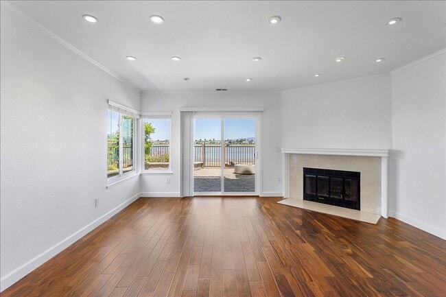 Building Photo - 53 Bay Park Terrace