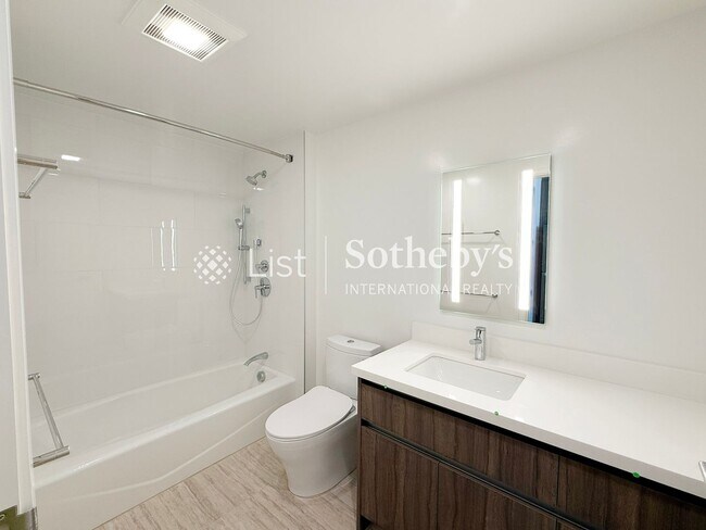 Building Photo - The Park on Keeaumoku #2208L | Honolulu, HI