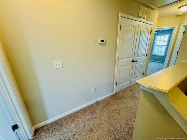 Building Photo - 843 Screech Owl Dr