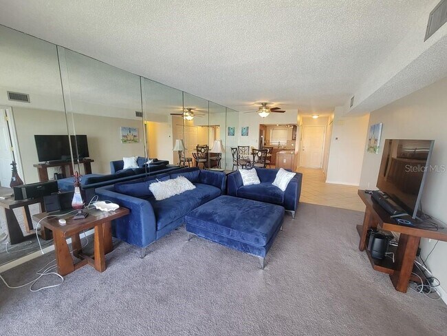 Building Photo - 311 Newport Dr