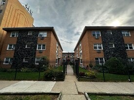 Building Photo - 1527 W Sherwin Ave