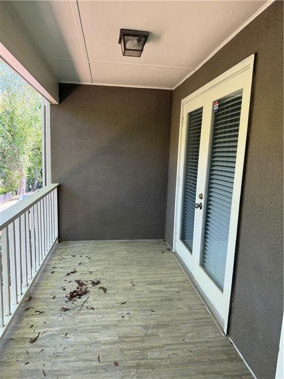 Building Photo - 17 St Claire Ln NE