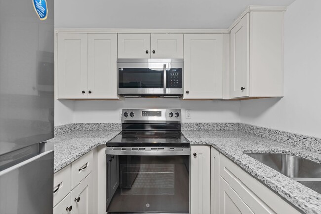 Building Photo - 255 Maryland Ave